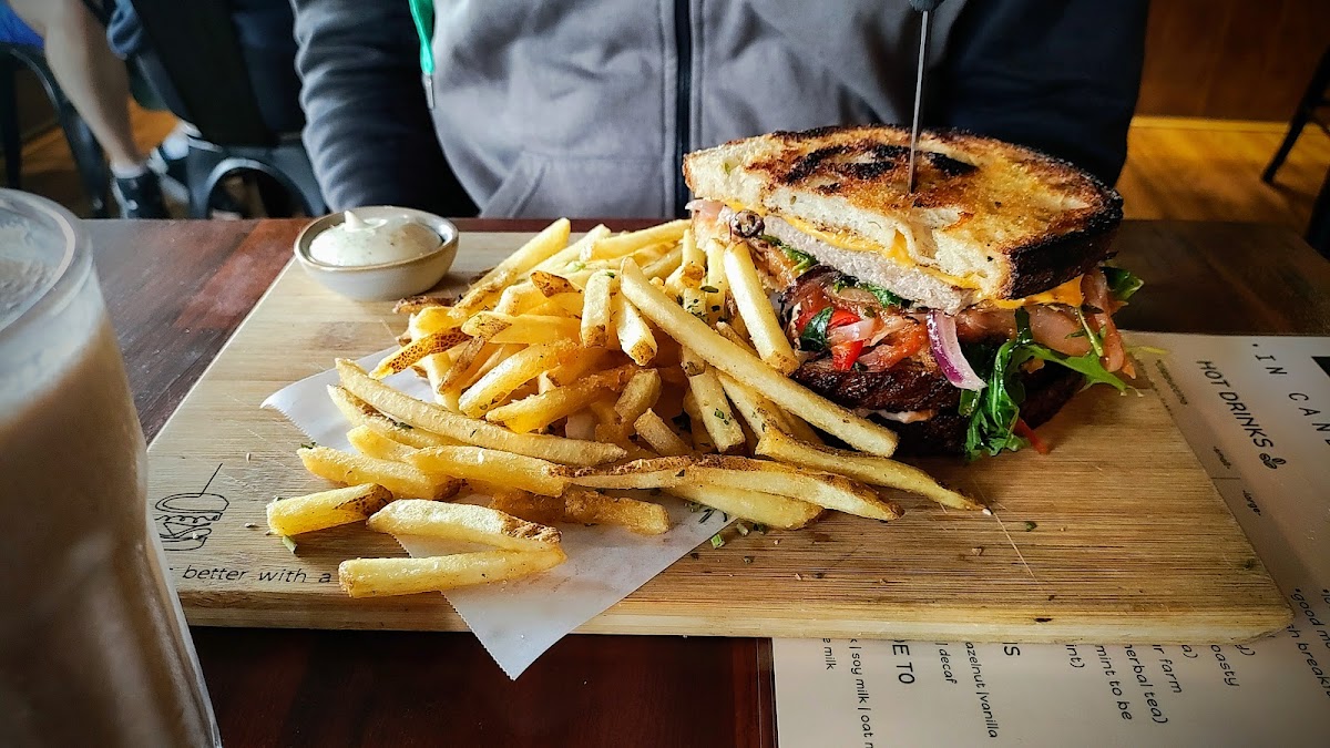 Sunday In Canberra Cafe-7